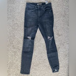Levi’s 721 High Rise Skinny